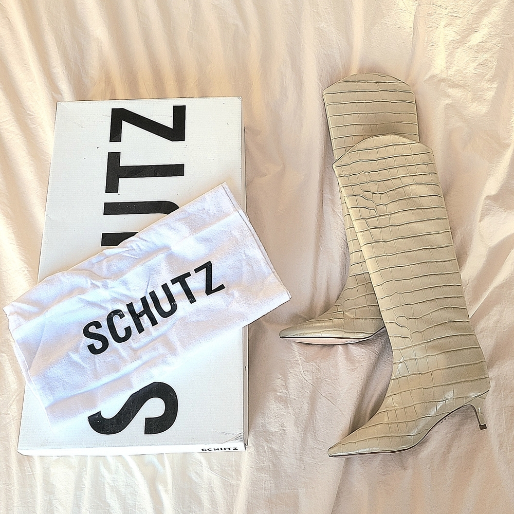 Schutz Maryana Lo Cream Croc Leather Kitten Heel Tall Boots  - Size 7